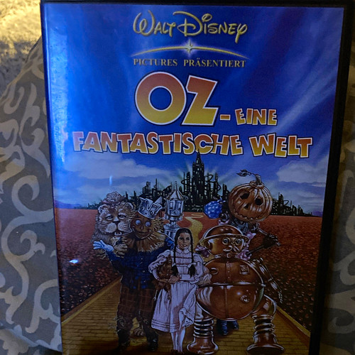 Walt disney pictures - walt,